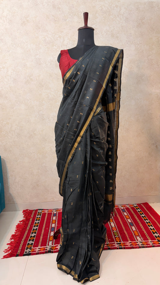 Maheshwari Cotton Silk Pre-Stitched Saree with golden zari border