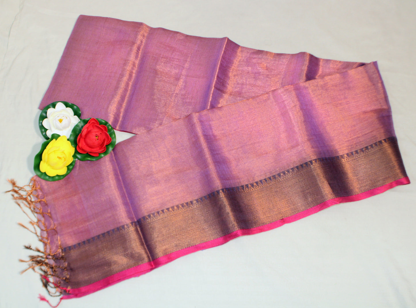 Tissue Silk Elegance – Zari-Trimmed Radiance