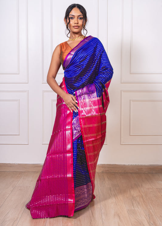 The Silk of Thousand Motifs