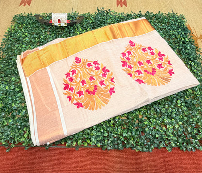 Kerala Kasavu Sarees – Timeless Tradition
