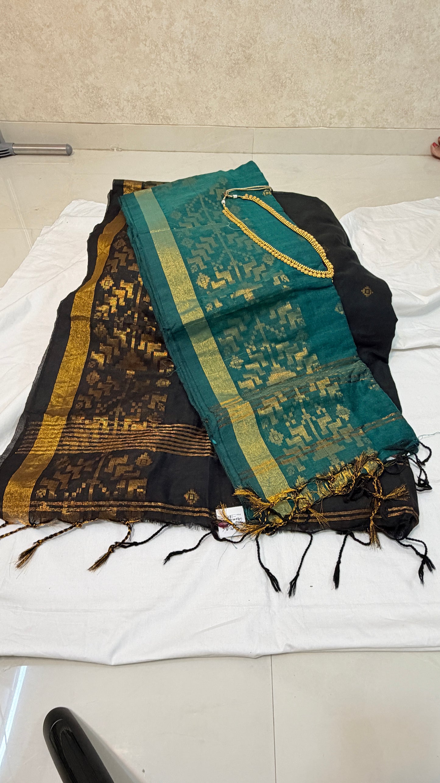 Lightweight Maheshwari with Digital Floral Border