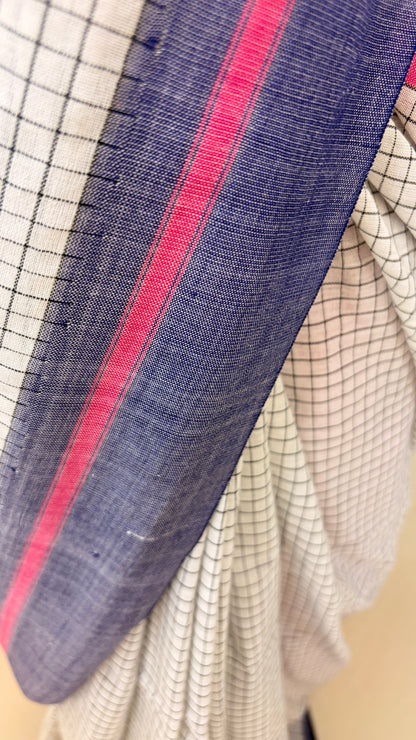 Patteda Anchu Linen Saree-Tradition woven in checks with Ganga Jamuna Border