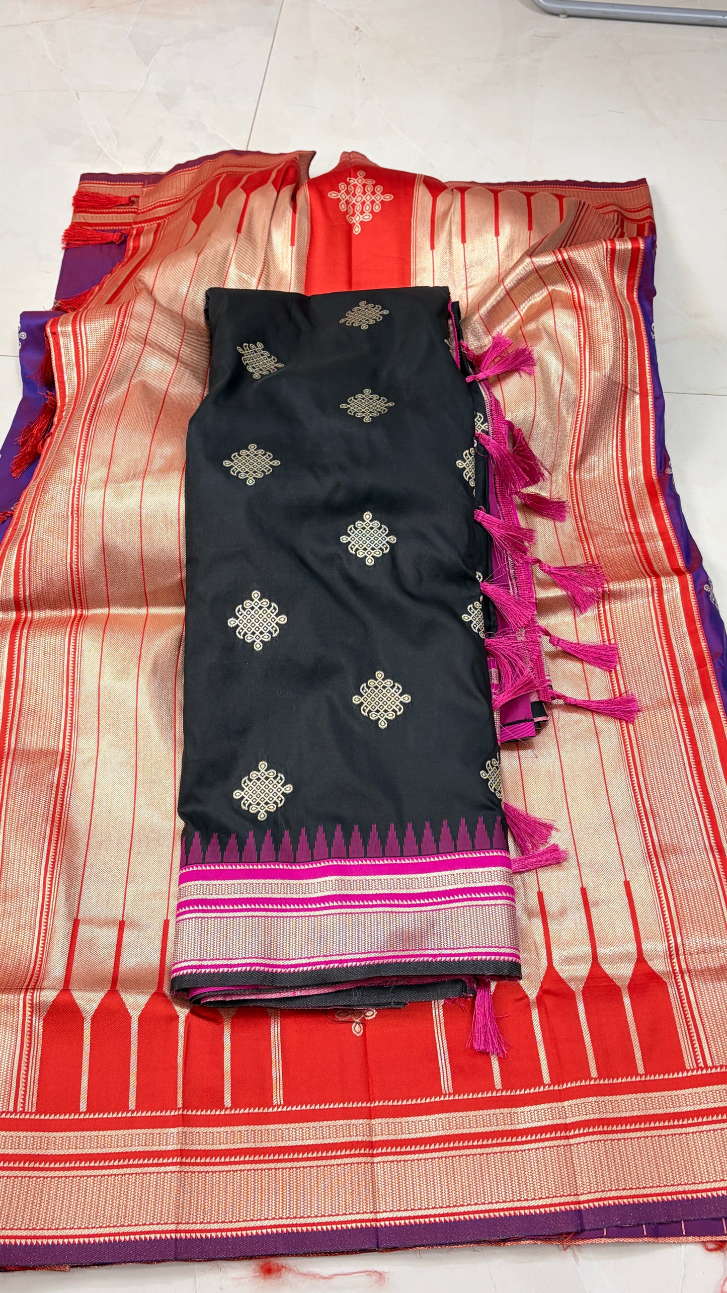 Paithani Fusion: Kolam-inspired motifs woven into Paithani grace