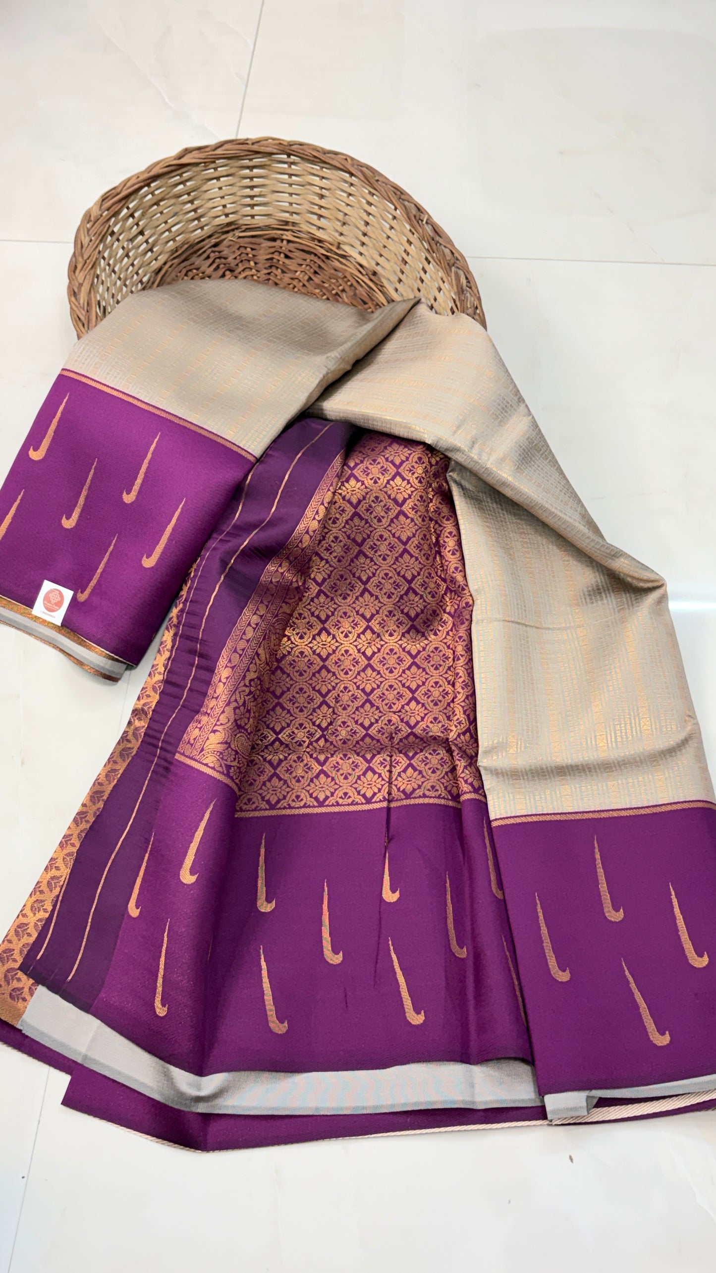Semi Kanchi Silk sarees with Muniya Butta Border