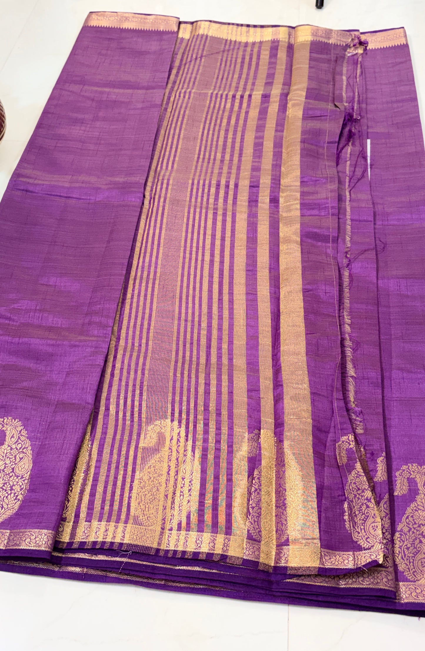 Raw Silk with Mango (Koyari) Border