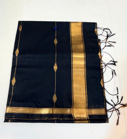 Maheshwari Magic in Diamond Edition – Graceful Weaves in Cotton Silk