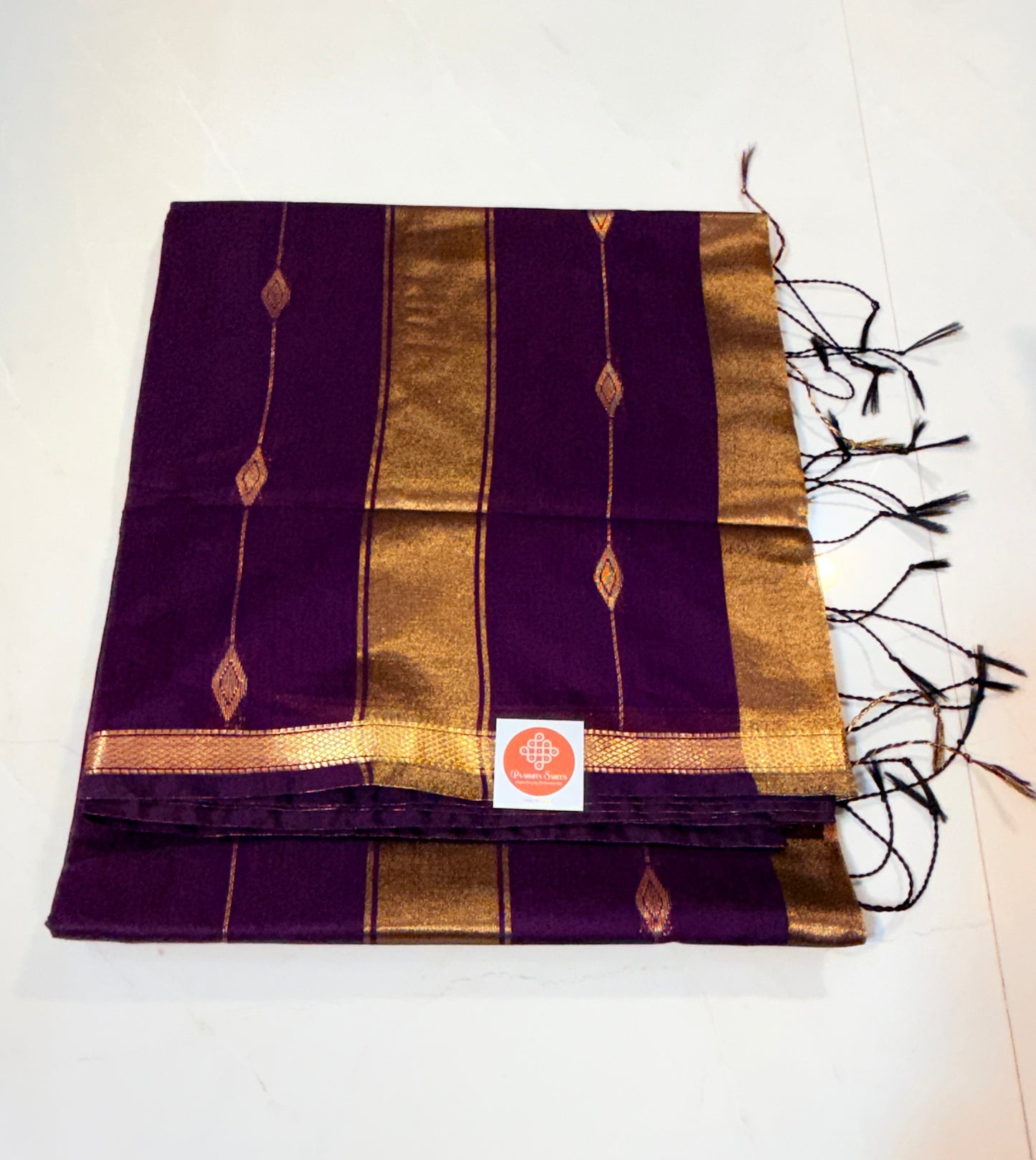 Maheshwari Magic in Diamond Edition – Graceful Weaves in Cotton Silk