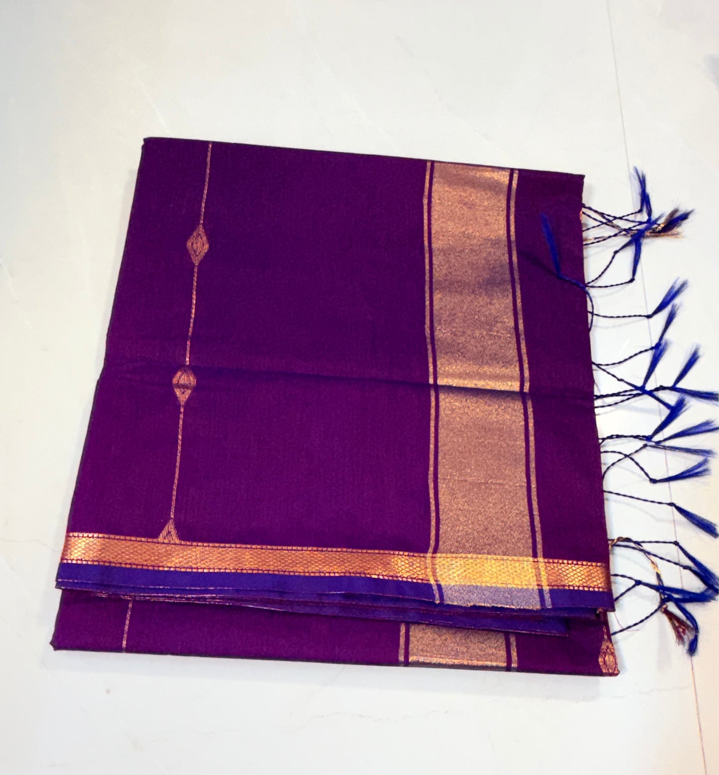 Maheshwari Magic in Diamond Edition – Graceful Weaves in Cotton Silk