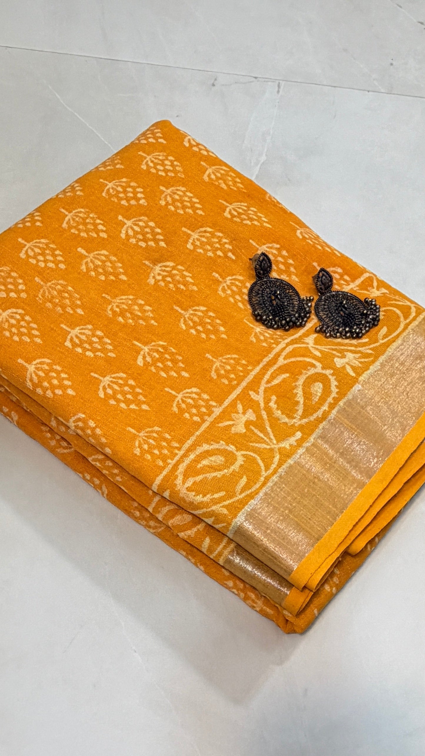 Earthy Elegance: Bagru in Linen Cotton sarees with zari borders