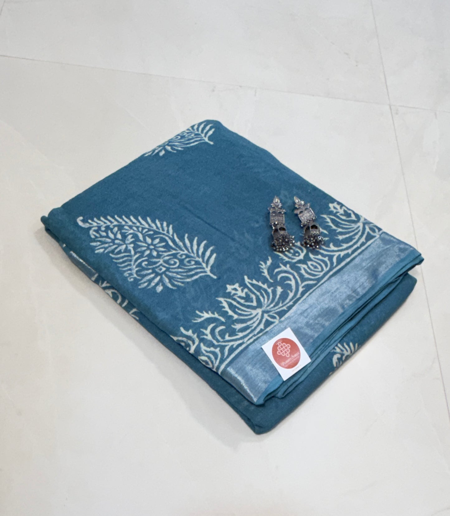 Earthy Elegance: Bagru in Linen Cotton sarees with zari borders