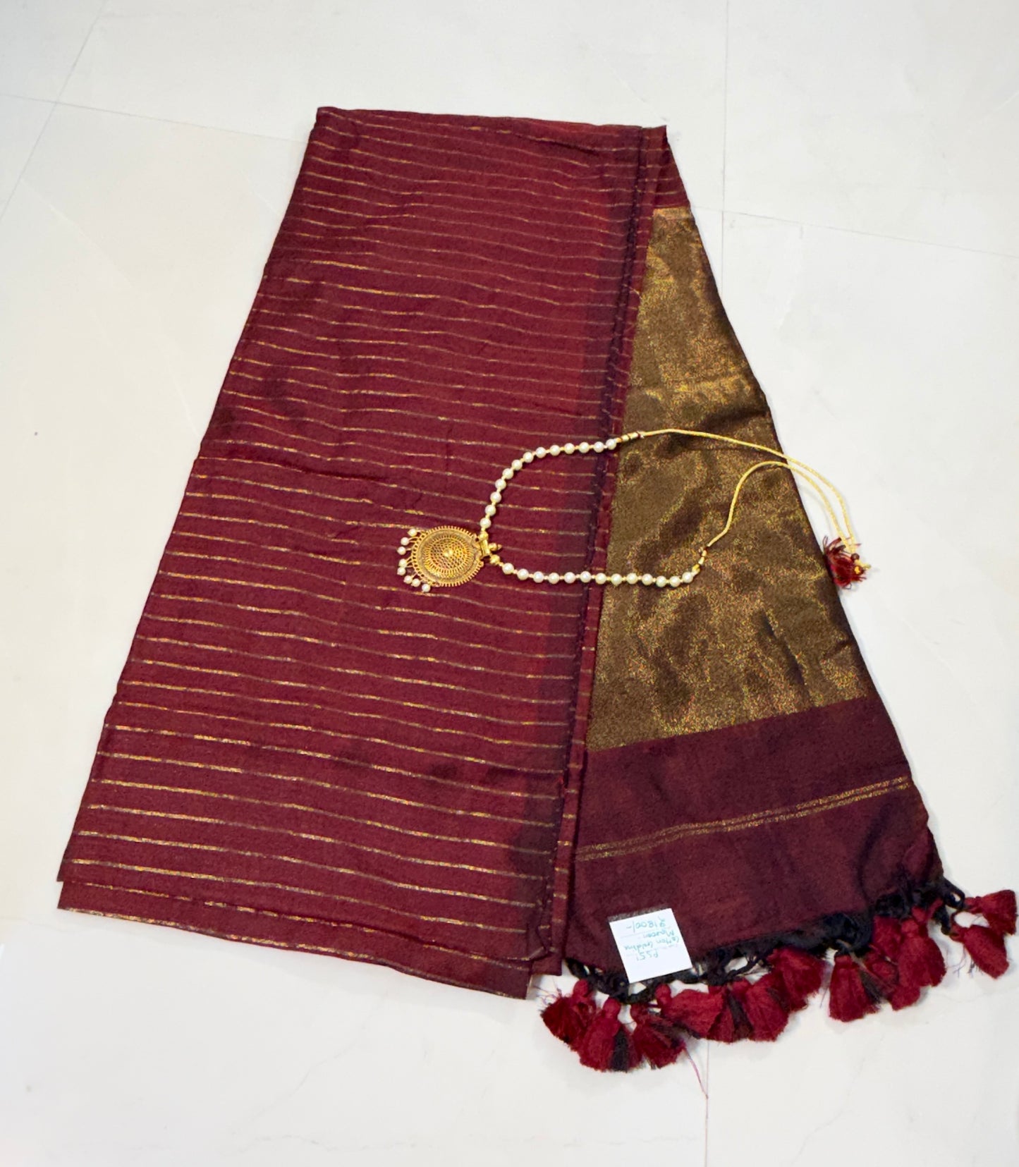 Cotton Sarees : Golden Zari lines