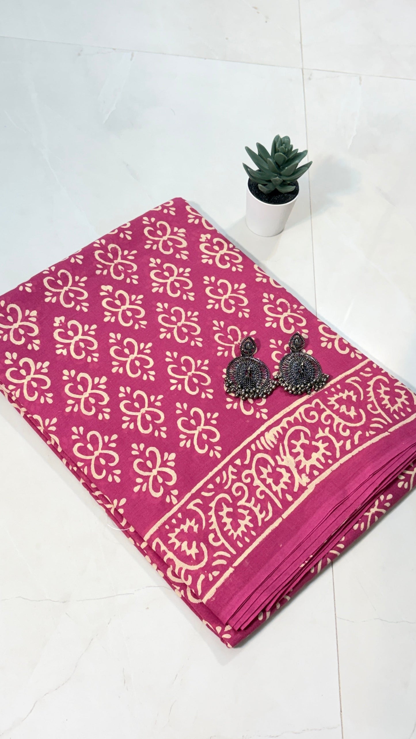 Earthy Elegance: Bagru in Mul Cotton sarees