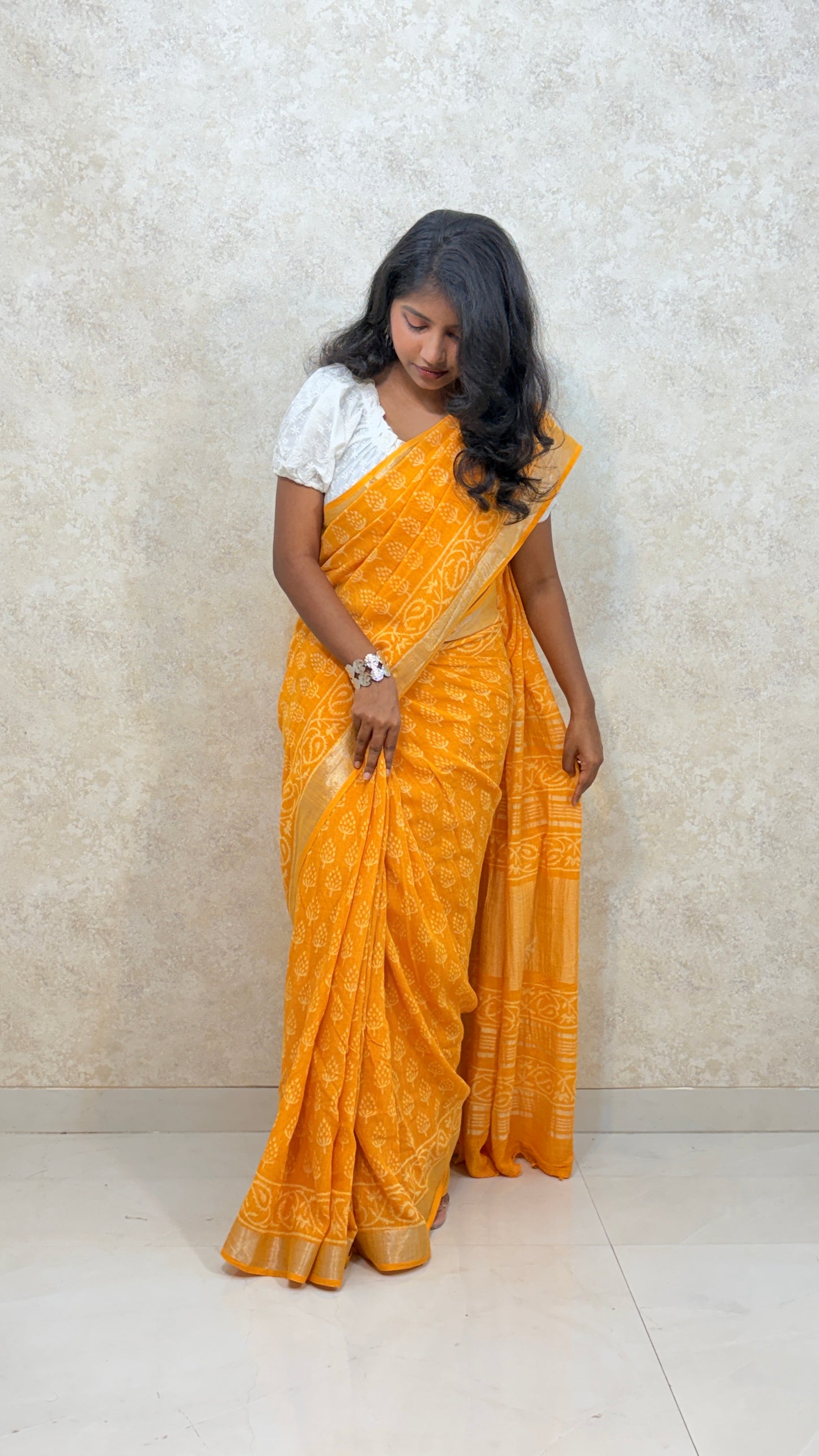 Earthy Elegance: Bagru in Linen Cotton sarees with zari borders