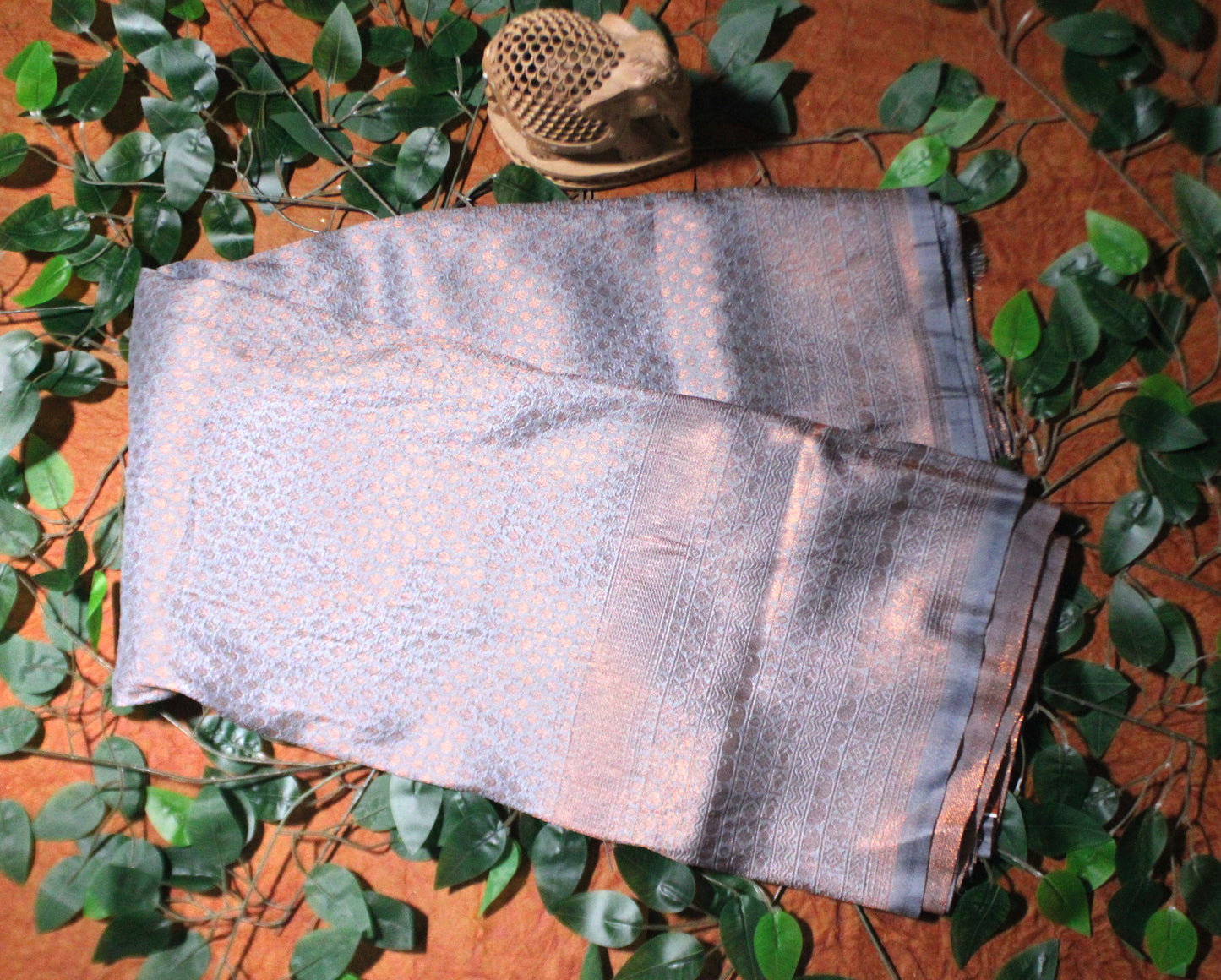 Kubera Silk Golden Splendor: Rich Sarees for Regal Occasions