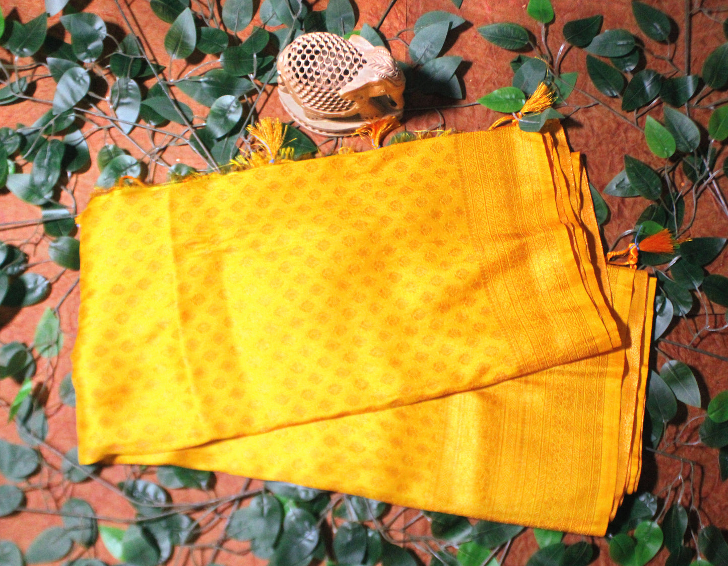 Kubera Silk Golden Splendor: Rich Sarees for Regal Occasions