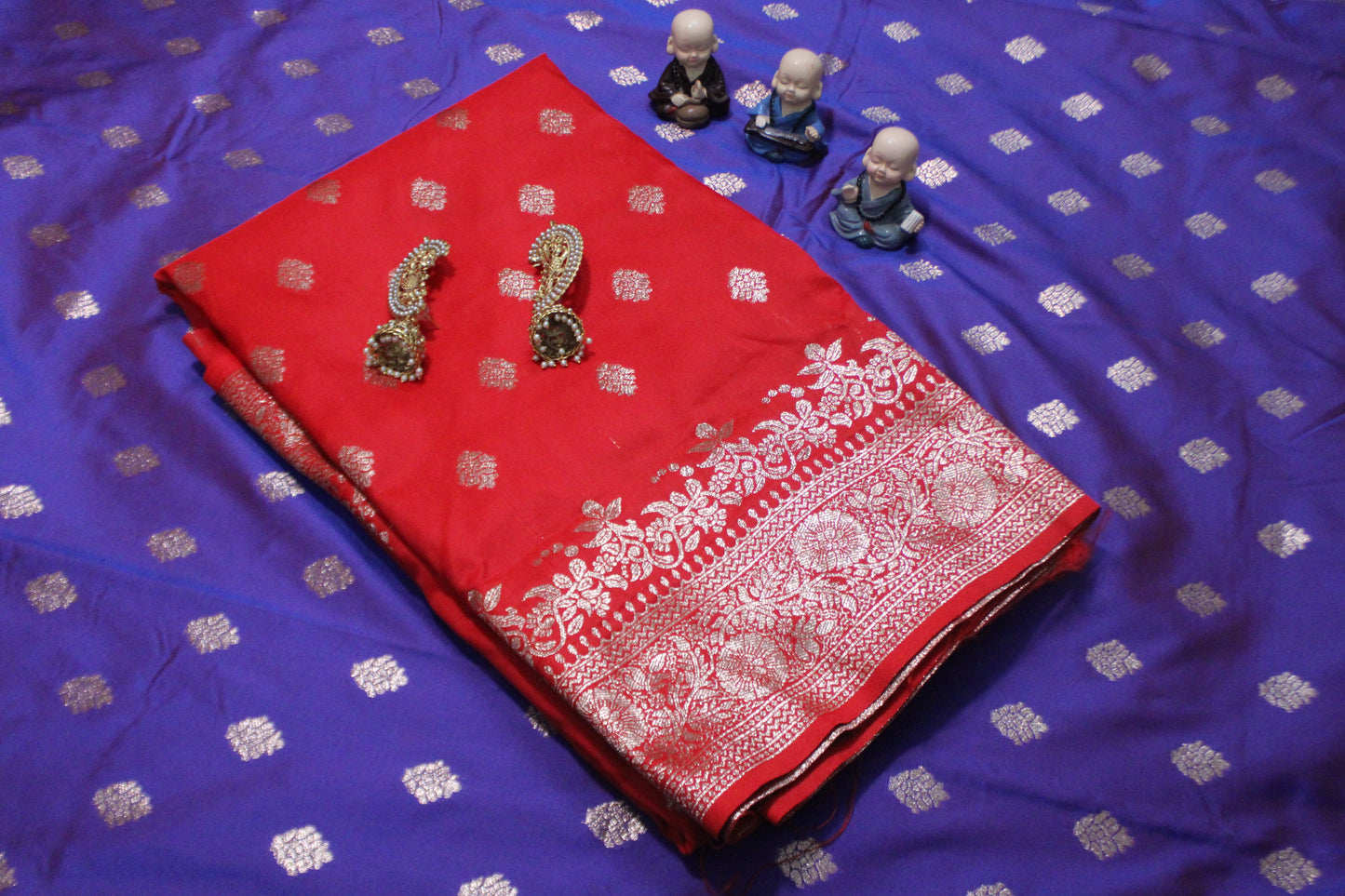 Banarasi Royal Weaves with Border Brilliance