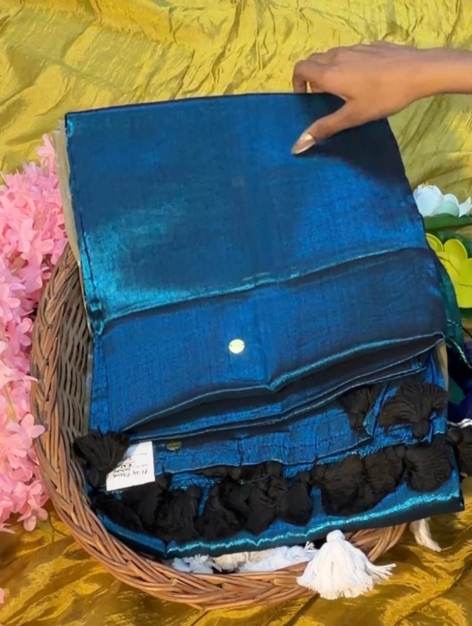 Glow in Tissue, Shine in Gini